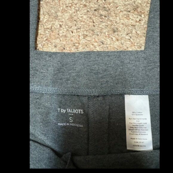 T by TALBOTS CHARCOAL HEATHER GRAY STRAIGHT ANKLE PULL ON KNIT PANTS S NWT - Picture 5 of 5